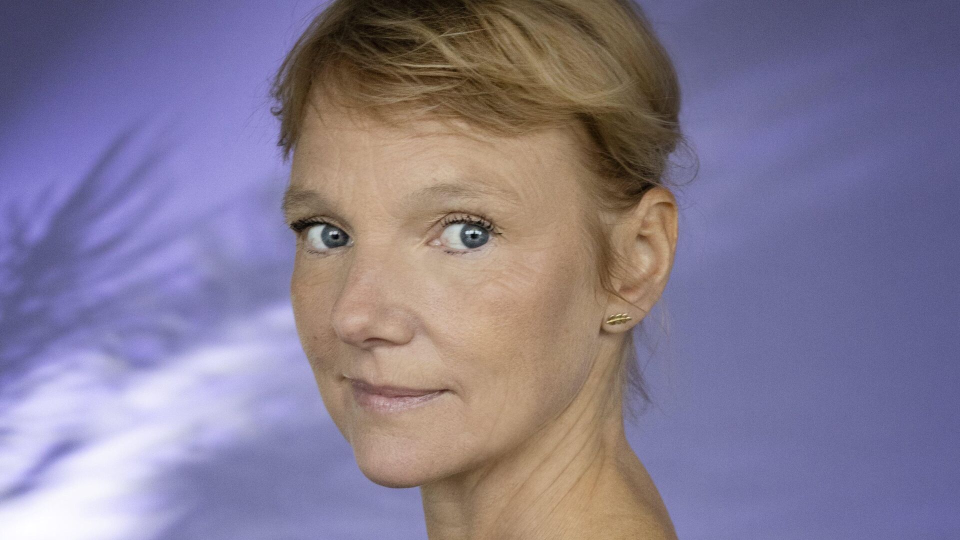 #7 Laura van Dolron