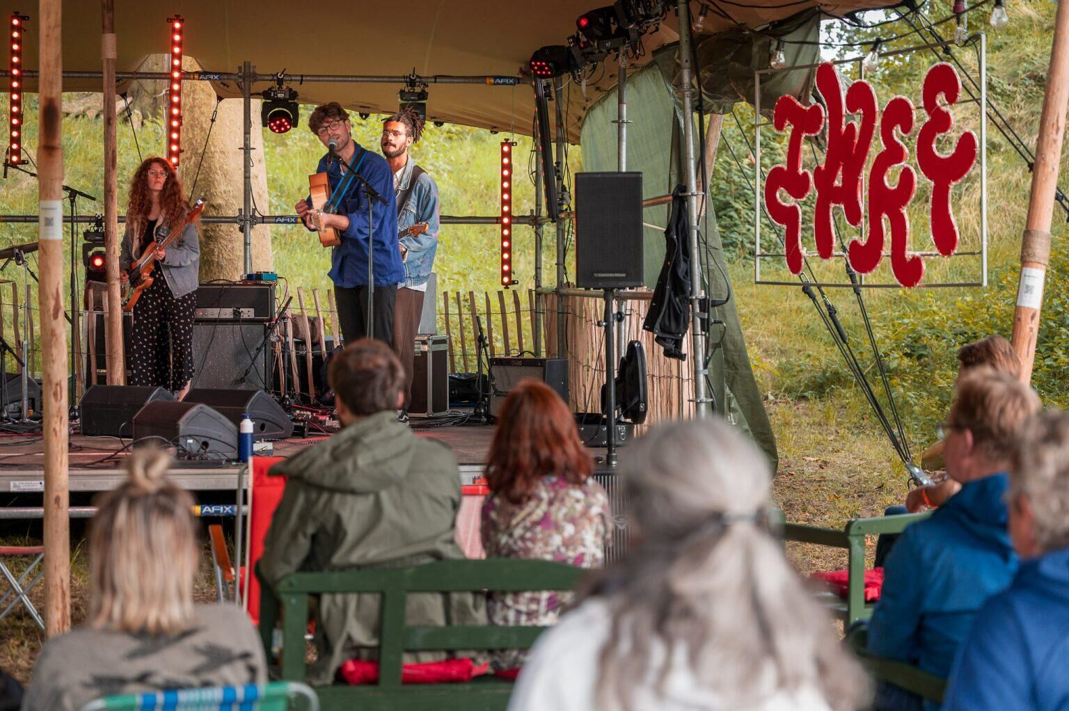 Tweetakt bij Podium Hoge Woerd