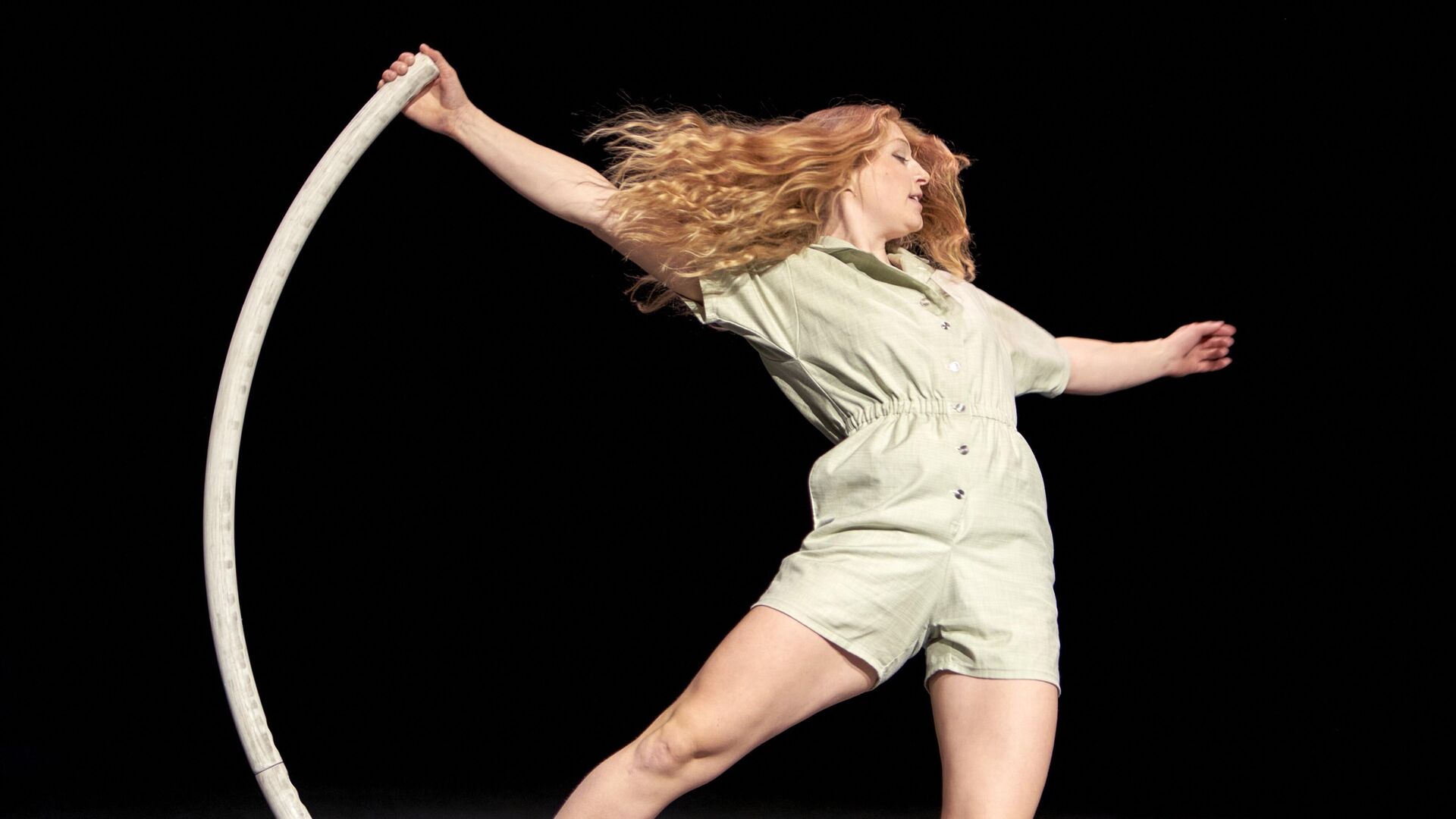 Watch Fenja Barteldres take the wheel